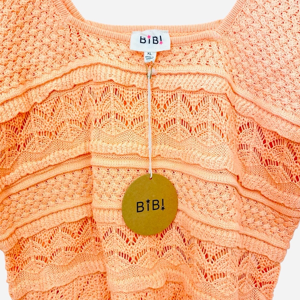 NWT Urban Outfitters Bibi Crochet Sweater Cropped Puff Sleeves SZ XL - Picture 3 of 6